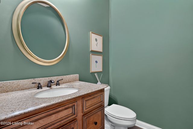 6704 Brook Terrace Dr, Louisville, KY 40228