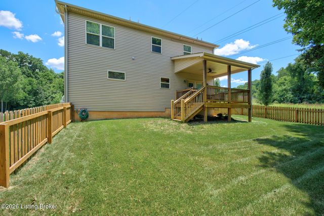 6704 Brook Terrace Dr, Louisville, KY 40228