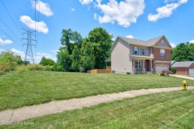 6704 Brook Terrace Dr, Louisville, KY 40228