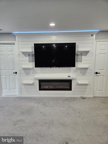 11 TEAL CT, Riverside, NJ 08075
