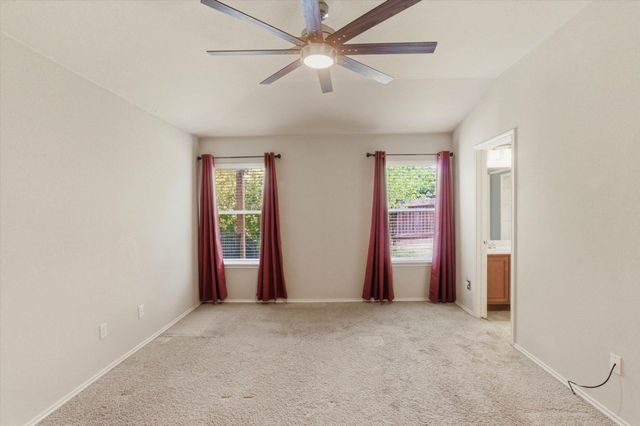 801 Covent DR, Kyle, TX 78640