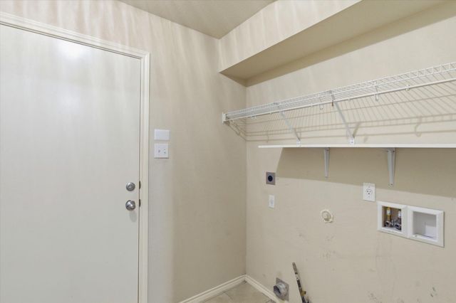 801 Covent DR, Kyle, TX 78640