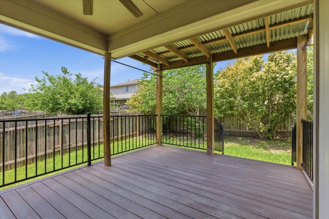 801 Covent DR, Kyle, TX 78640