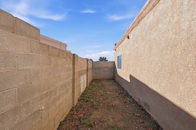 12712 Rover Avenue NE, Albuquerque, NM 87112