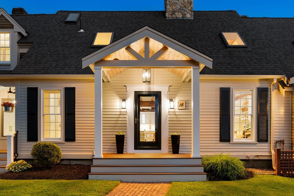 14 Second Street, Harwich, MA 02645