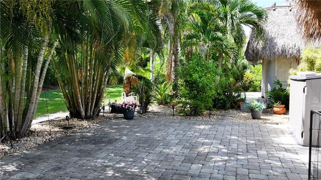 5176 Cypress Trail Resort CIR, Fort Myers, FL 33905