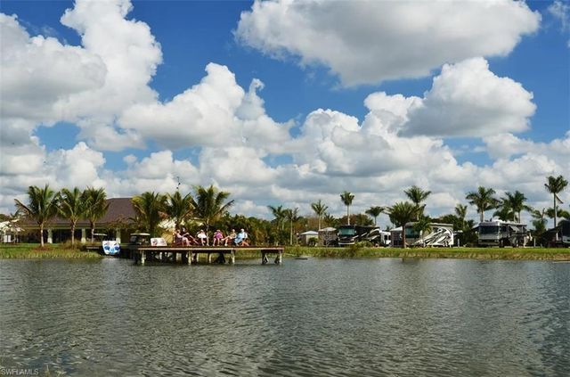 5176 Cypress Trail Resort CIR, Fort Myers, FL 33905