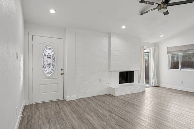 3035 Townsend Drive, Dallas, TX 75229