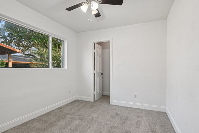 3035 Townsend Drive, Dallas, TX 75229