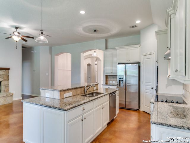 164 AUTUMN RDG, Boerne, TX 78006