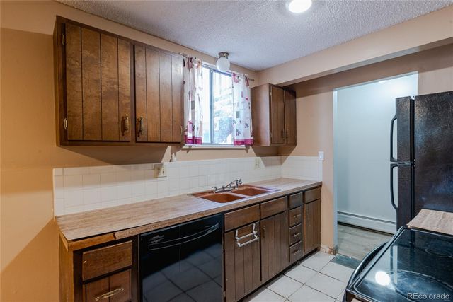 1525 S Holly Street 107, Denver, CO 80222