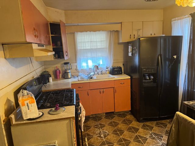14915 Irving Avenue, Dolton, IL 60419