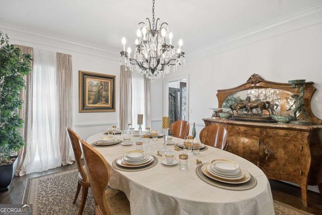 185 Chickering Lake Drive, Roswell, GA 30075