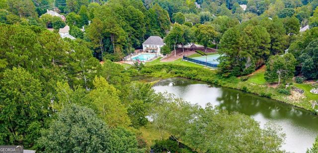 185 Chickering Lake Drive, Roswell, GA 30075