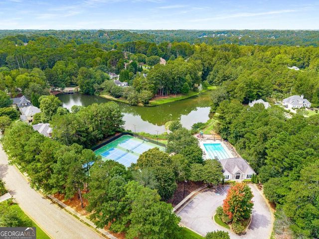 185 Chickering Lake Drive, Roswell, GA 30075