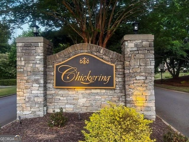 185 Chickering Lake Drive, Roswell, GA 30075