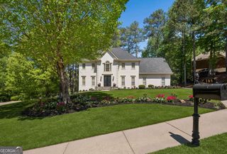 185 Chickering Lake Drive, Roswell, GA 30075