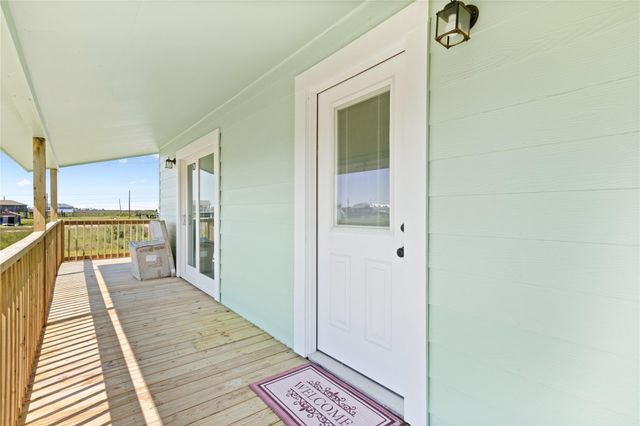 4020 4th Street, Galveston, TX 77554