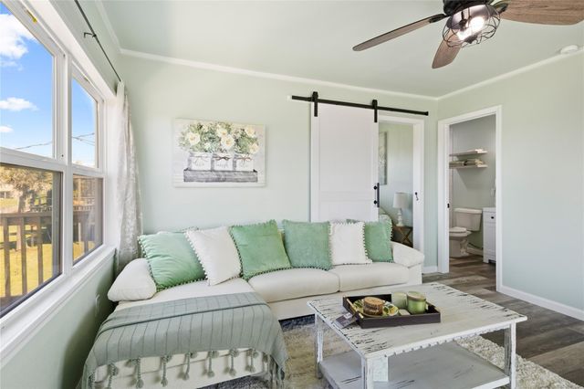 4020 4th Street, Galveston, TX 77554