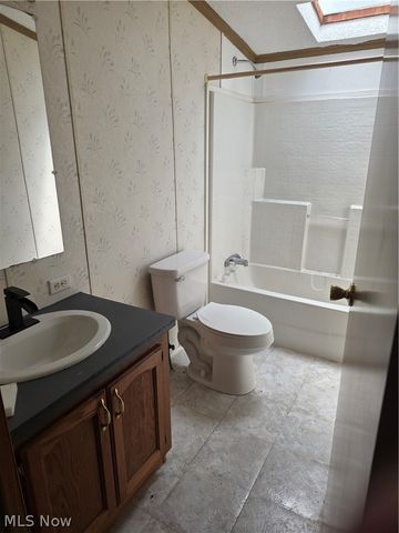 3651 Austin Road 5, Geneva, OH 44041