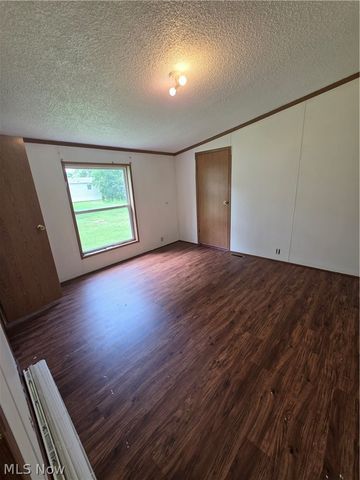 3651 Austin Road 5, Geneva, OH 44041