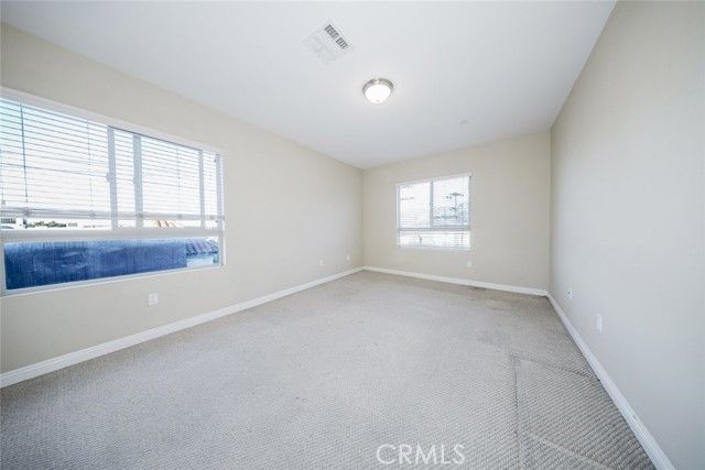 1515 Grismer Avenue 302, Burbank, CA 91504