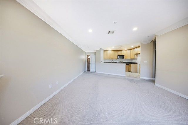 1515 Grismer Avenue 302, Burbank, CA 91504