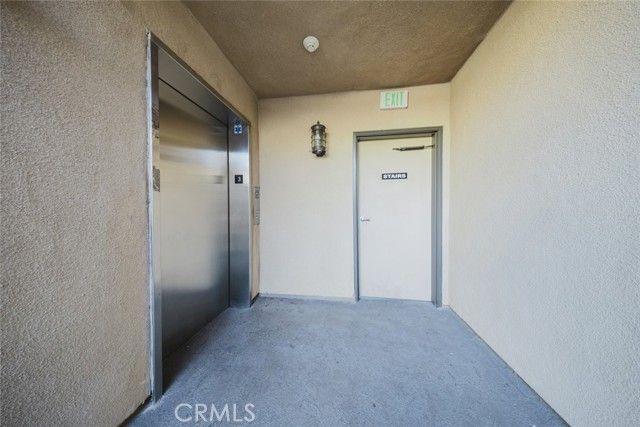 1515 Grismer Avenue 302, Burbank, CA 91504