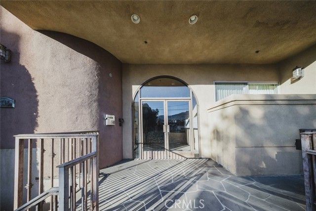 1515 Grismer Avenue 302, Burbank, CA 91504