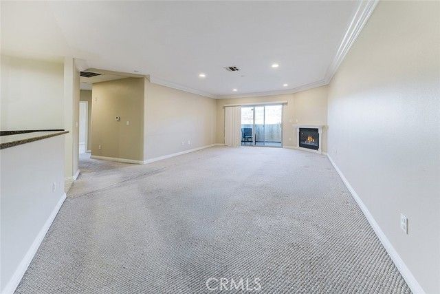 1515 Grismer Avenue 302, Burbank, CA 91504