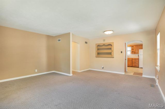 806 Taylor Avenue, Godfrey, IL 62035