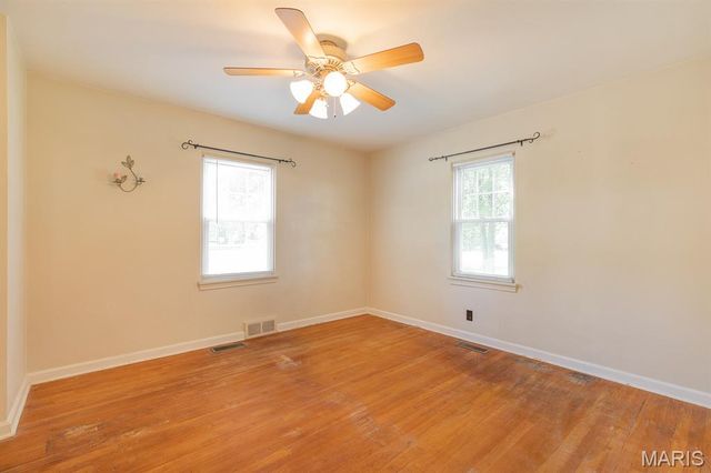 806 Taylor Avenue, Godfrey, IL 62035