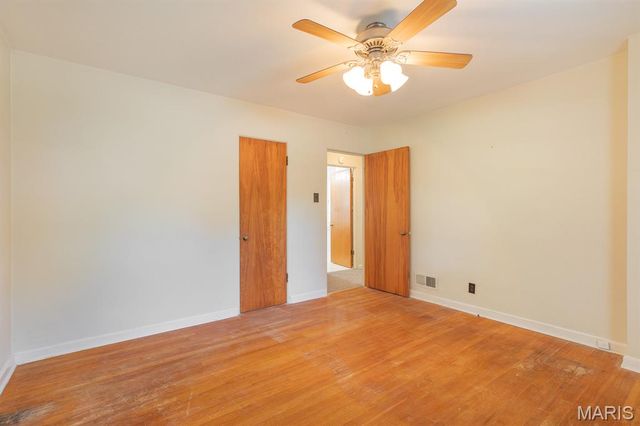 806 Taylor Avenue, Godfrey, IL 62035