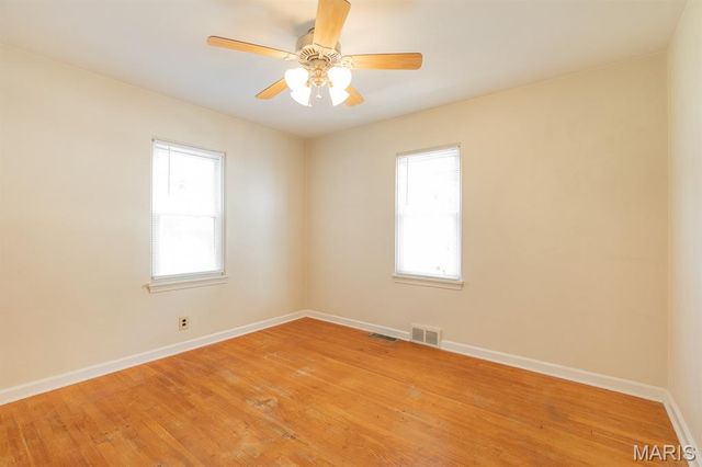 806 Taylor Avenue, Godfrey, IL 62035