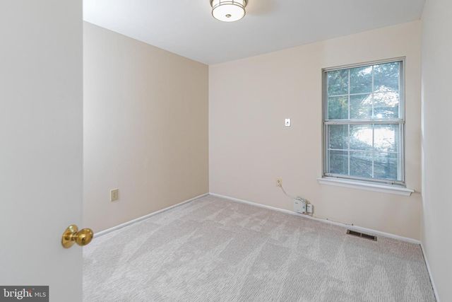 2002 SANDLEWOOD CT, Monmouth Junction, NJ 08852