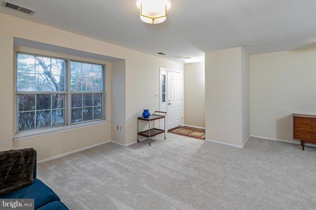 2002 SANDLEWOOD CT, Monmouth Junction, NJ 08852