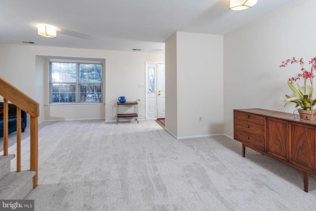 2002 SANDLEWOOD CT, Monmouth Junction, NJ 08852