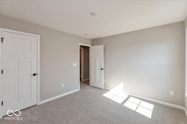 792 Oakleaf Drive, Greenfield, IN 46140