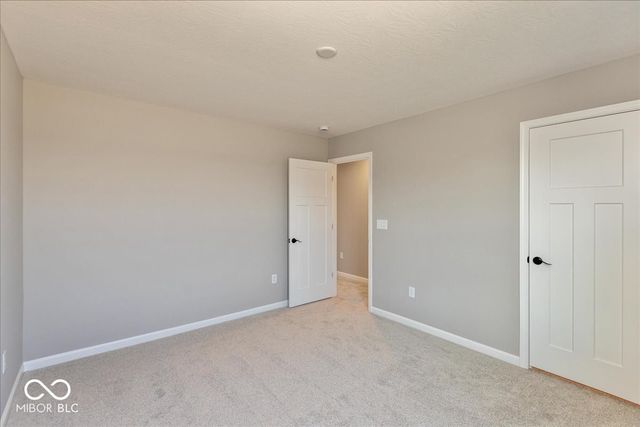 792 Oakleaf Drive, Greenfield, IN 46140