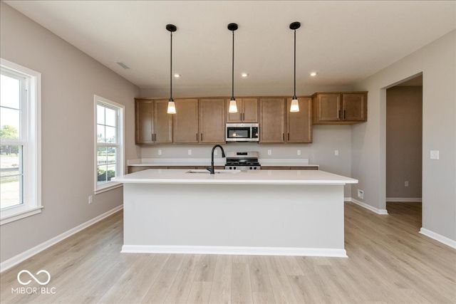 792 Oakleaf Drive, Greenfield, IN 46140