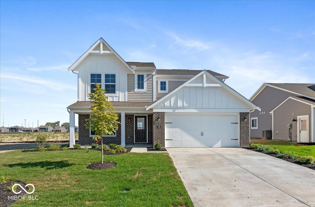 792 Oakleaf Drive, Greenfield, IN 46140