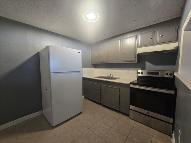 4902 Fm 1765 b, Texas City, TX 77591