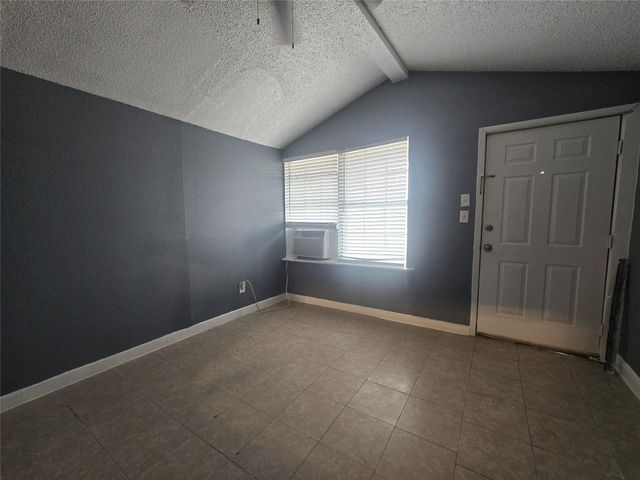 4902 Fm 1765 b, Texas City, TX 77591