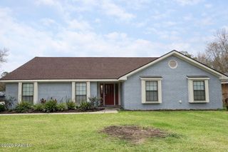 1103 E Bayou Parkway, Lafayette, LA 70508