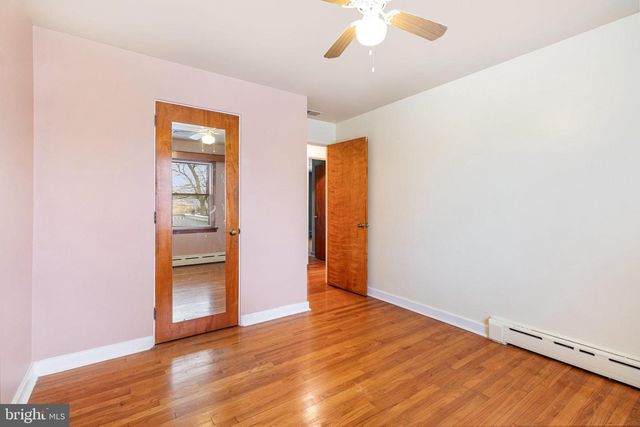 6112 LINGLESTOWN RD, Harrisburg, PA 17112