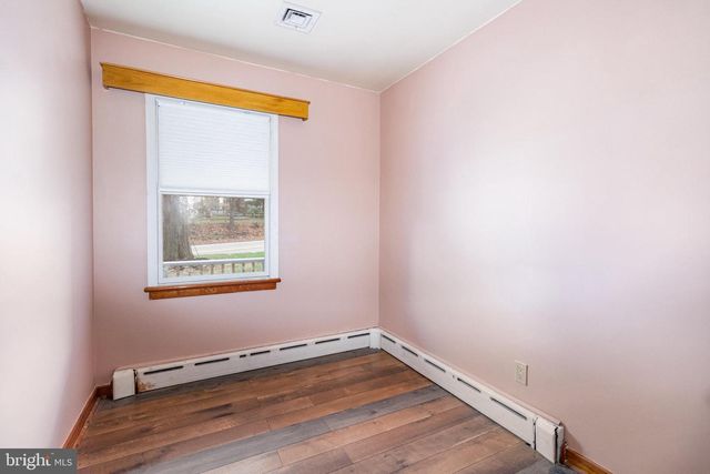 6112 LINGLESTOWN RD, Harrisburg, PA 17112