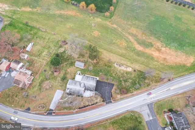 6112 LINGLESTOWN RD, Harrisburg, PA 17112