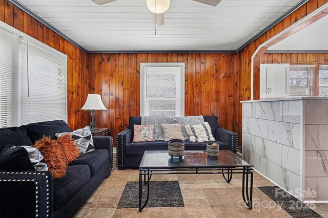 419 W Circle Drive W, Shelby, NC 28150