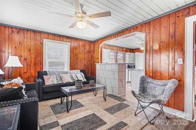 419 W Circle Drive W, Shelby, NC 28150