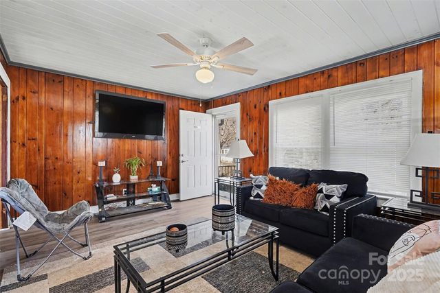 419 W Circle Drive W, Shelby, NC 28150